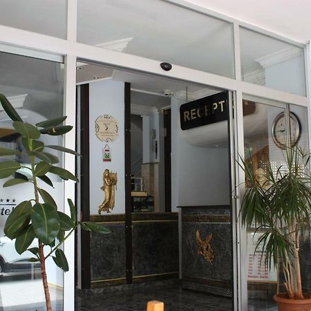 Almir Hotel คิซคาเลซิ ภายนอก รูปภาพ